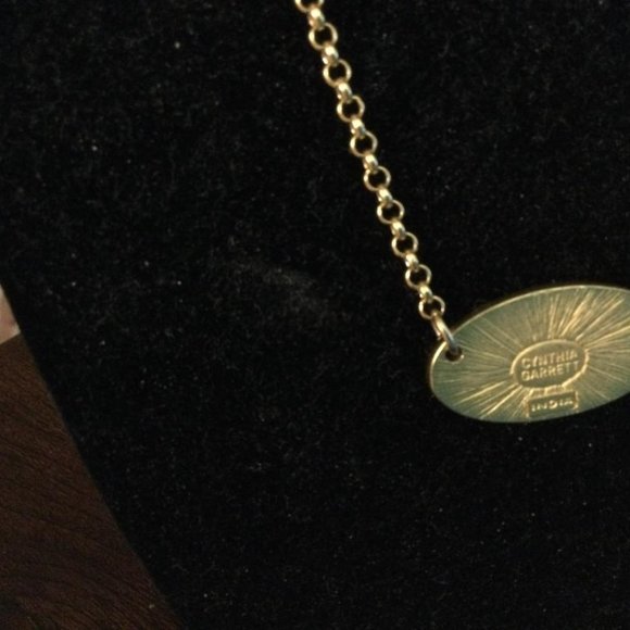 CYNTHIA GARRETT "BELIEVE" GOLD TONE LINK NECKLACE - Picture 2 of 3